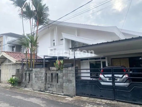image RUMAH 2 LANTAI SIAP HUNI DENGAN LINGKUNGAN TENANG DI SAYAP TURANGGA BANDUNG. COCOK SEBAGAI RUMAH TINGGAL ATAUPUN RUMAH KOST. (7)
