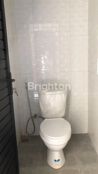 image DISEWAKAN RUKO BARU 2 UNIT ( 2 LANTAI ) DENPASAR  (2)