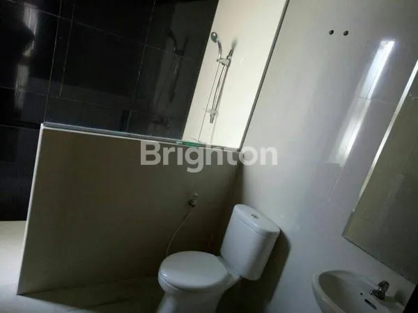 image RUMAH DI GRAHA KENCANA DEKAT EXIT TOL SINGOSARI KARANGLO MALANG (6)