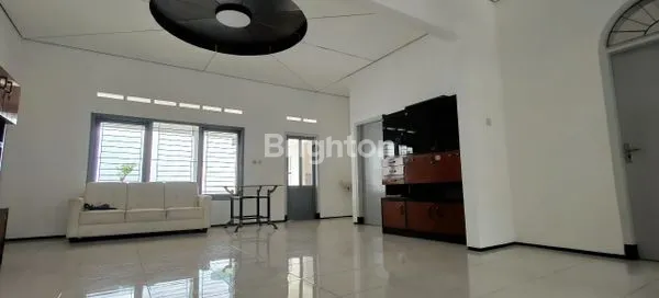 image DIJUAL RUMAH LUAS AREA BLIMBING CANDI CANDI SELANGKAH KE ABM SELANGKAH KE PASAR BLIMBING SELANGKAH KE ARAH SUHAT STRATEGIS NYAMAN AREA KOTA MALANG  (5)