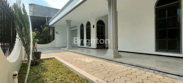 image DIJUAL RUMAH LUAS AREA BLIMBING CANDI CANDI SELANGKAH KE ABM SELANGKAH KE PASAR BLIMBING SELANGKAH KE ARAH SUHAT STRATEGIS NYAMAN AREA KOTA MALANG  (4)