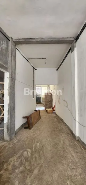 image RUMAH 2 LANTAI JL RAYA CANDI DINOYO LOWOKWARU  KOTA MALANG (8)