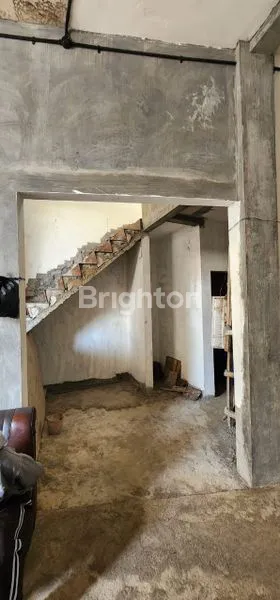 image RUMAH 2 LANTAI JL RAYA CANDI DINOYO LOWOKWARU  KOTA MALANG (2)