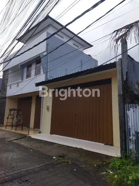 image DI JUALCEPAT RUMAH RUKO 3 LANTAI SIAP HUNI STRATEGIS DI MONANG -MANING BEBAS BANJIR (1)