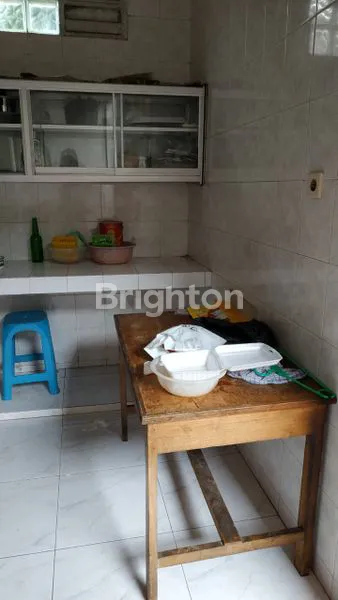 image RUMAH KOMERSIAL LEBAR 20, RAYA YOS SUDARSO, COCOK UNTUK USAHA EKSPEDISI, RESTORAN, ATAU LAINNYA, BANYUWANGI (7)