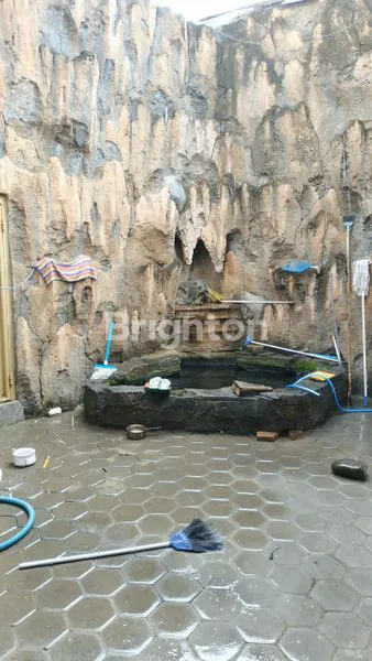 image RUMAH KOMERSIAL LEBAR 20, RAYA YOS SUDARSO, COCOK UNTUK USAHA EKSPEDISI, RESTORAN, ATAU LAINNYA, BANYUWANGI (6)