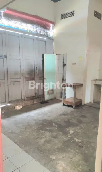 image BANGUNAN USAHA STRATEGIS, 450 M2, DEKAT RAMAYANA, BORMA, LOTTE, PASAR PADALARANG, MAINROAD, SIAP USAHA (EX BENGKEL MOTOR DAN EKSPEDISI) (8)