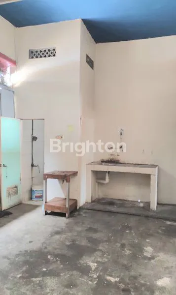 image BANGUNAN USAHA STRATEGIS, 450 M2, DEKAT RAMAYANA, BORMA, LOTTE, PASAR PADALARANG, MAINROAD, SIAP USAHA (EX BENGKEL MOTOR DAN EKSPEDISI) (4)