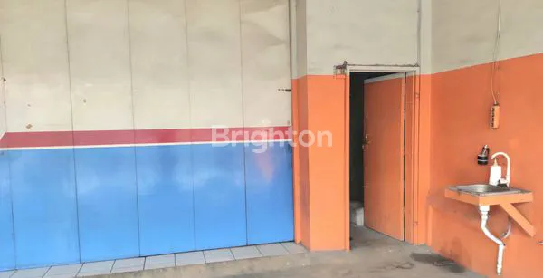 image BANGUNAN USAHA STRATEGIS, 450 M2, DEKAT RAMAYANA, BORMA, LOTTE, PASAR PADALARANG, MAINROAD, SIAP USAHA (EX BENGKEL MOTOR DAN EKSPEDISI) (5)