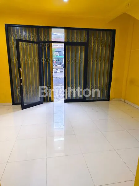 image RUKO STRATEGIS 2 LANTAI DI JALAN RAYA GDC DEPOK (4)