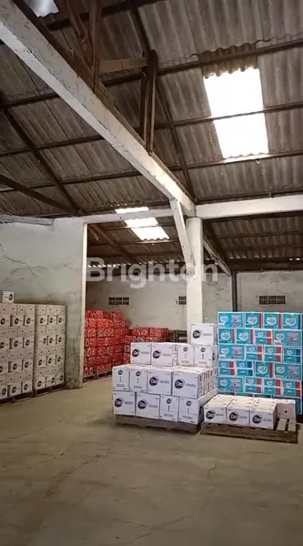 image BANGUNAN/GUDANG LEBAR 18, LAHAN/TANAH KOSONG LUAS BUAT PARKIRAN, AKSES KONTAINER 40FIT, LINGKAR TIMUR, CANDI, SIDOARJO  (4)