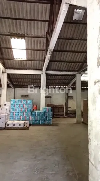 image BANGUNAN/GUDANG LEBAR 18, LAHAN/TANAH KOSONG LUAS BUAT PARKIRAN, AKSES KONTAINER 40FIT, LINGKAR TIMUR, CANDI, SIDOARJO  (6)