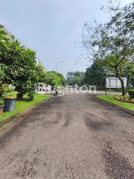 image RUMAH STRATEGIS DEPAN TAMAN – ICON EASTERN COSMO (2)