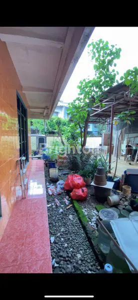 image RUMAH DI CIGANJUR (8)