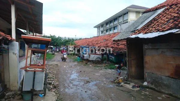 image DIJUAL RUMAH KONTRAKAN CENGKARENG JAKARTA BARAT (3)