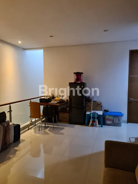 image RUMAH 2 LANTAI 202.5M2 DI CEMPAKA PUTIH TENGAH, JAKARTA PUSAT (6)