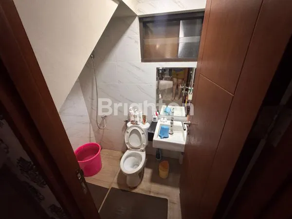 image DIJUAL RUMAH HOOK 2 LANTAI DI PREMIERE ESTATE CIBUBUR (6)