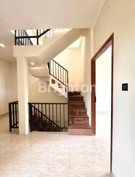 image DIJUAL RUMAH RAPI SIAP HUNI - CIRENDEU, LEBAK BULUS,  LT: 60 M2/LB: 117M2 (4)