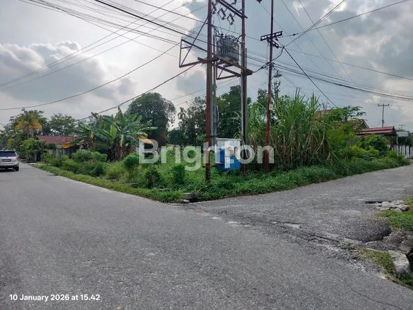 TANAH HOOK 1200M² DEKAT BANDARA, COCOK RUMAH PETAK