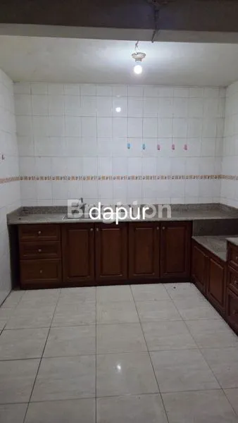 image DISEWAKAN RUMAH TERAWAT SIAP HUNI DAERAH UBAYA (4)