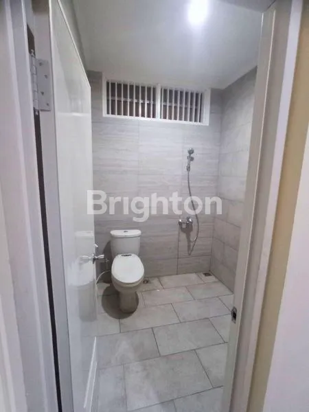 image HUNIAN STRATEGIS KELAPA GADING, LT 441M² (8)