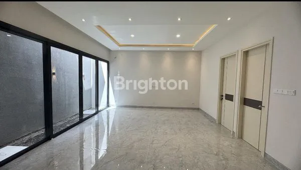 image RUMAH BARU GRESS LEBAR 9, CITRALAND WOODLAND, ROW JALAN 2.5 MOBIL, SURABAYA BARAT (3)