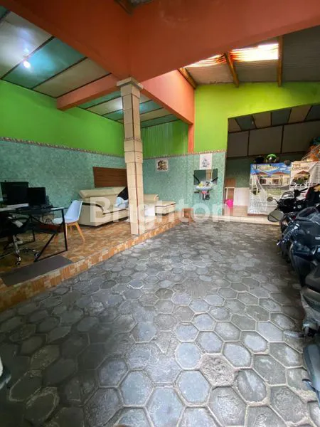 image RUMAH HOOK DEKAT FLY OVER JOGLO (2)