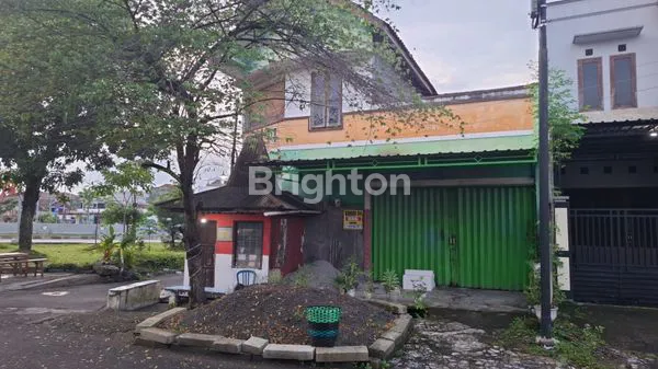 image RUMAH HOOK DEKAT FLY OVER JOGLO (1)