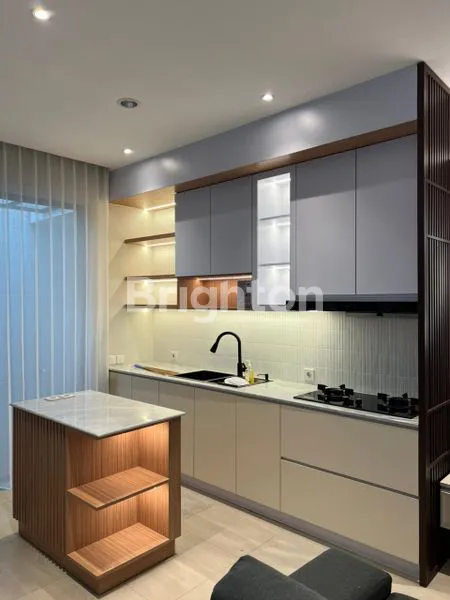 image JUAL RUMAH 2LANTAI NORTHWEST HILL FULL FURNISH CITRALAND SURABAYA BARAT (4)