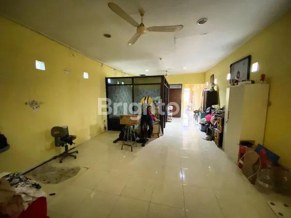 image JUAL CEPAT RUMAH 2 LT LOKASI STRATEGIA (2)