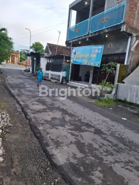image JUAL CEPAT BANGUNAN DIHITUNG TANAH DEKAT KAMPUS UNISRI (3)