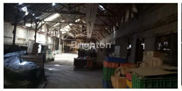 image GUDANG EX PABRIK BENANG KEDUNG COWEK (2)
