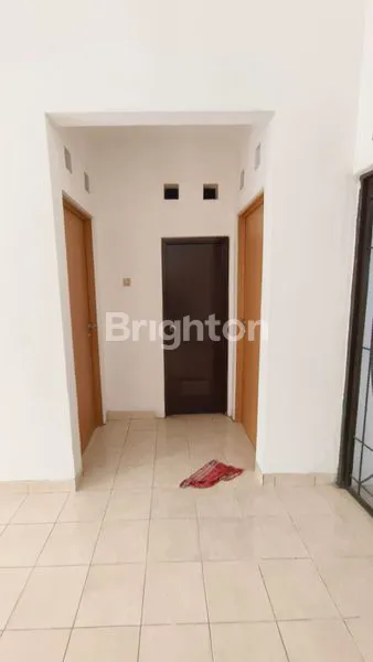 image HUNIAN STRATEGIS DI GRAHA RAYA BINTARO, 2 KT (4)