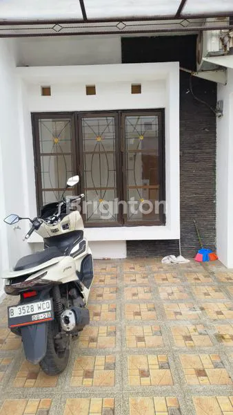 image HUNIAN STRATEGIS DI GRAHA RAYA BINTARO, 2 KT (8)