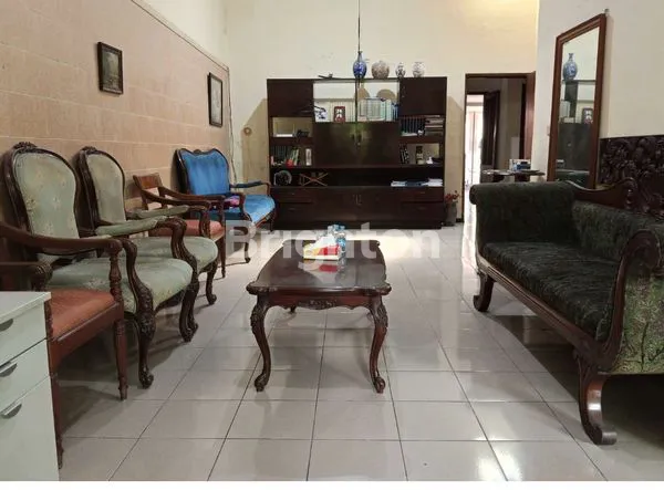 image GAYUNGSARI RUMAH LAMA BS NEGO SIAP HUNI TERAWAT  (1)