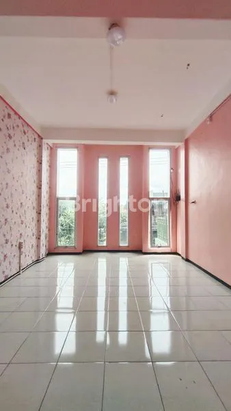 image RUKO DIJUAL 3 LANTAI SIAP PAKAI COCOK UNTUK KANTOR & USAHA STRATEGIS DI AREA SOEHAT MALANG (3)