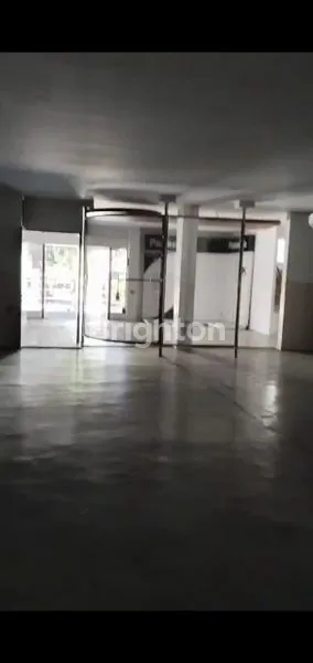 image DISEWAKAN GEDUNG KANTOR INDRAPURA (1)