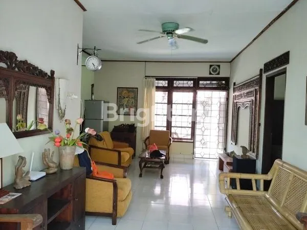 image RUMAH LUAS 250M² DI NUANSA UTAMA, JIMBARAN (3)