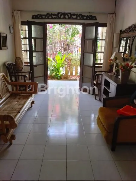 image RUMAH LUAS 250M² DI NUANSA UTAMA, JIMBARAN (2)