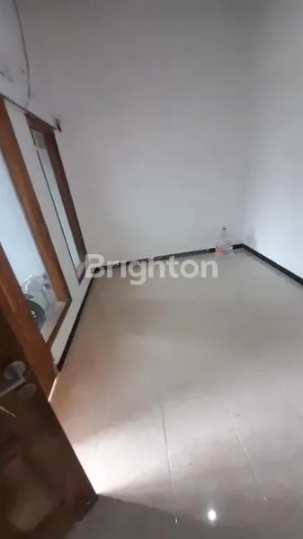image RUMAH SIAP HUNI DEKAT KOTA TULUNGAGUNG  (3)