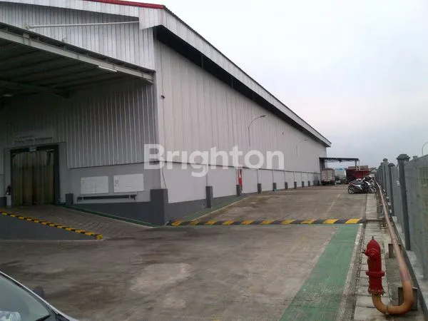 image SEWA GUDANG DI DELTA SILICON LIPPO (1)