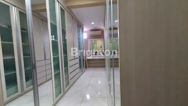 image RUMAH MEWAH 2 LANTAI DI CIPETE UTARA, LT 899M² (4)