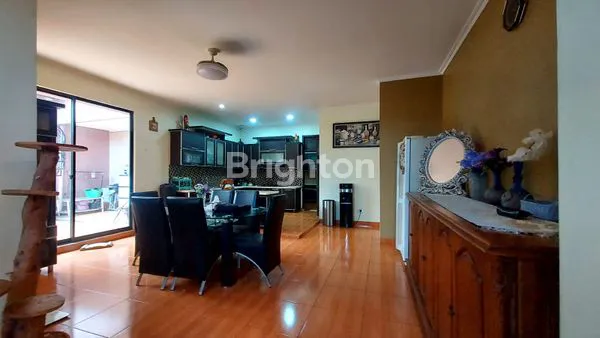 image RUMAH MEWAH 2 LANTAI DI CIPETE UTARA, LT 899M² (1)
