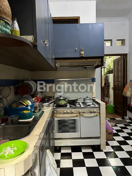 image RUMAH 2 LANTAI SIAP HUNI (3)