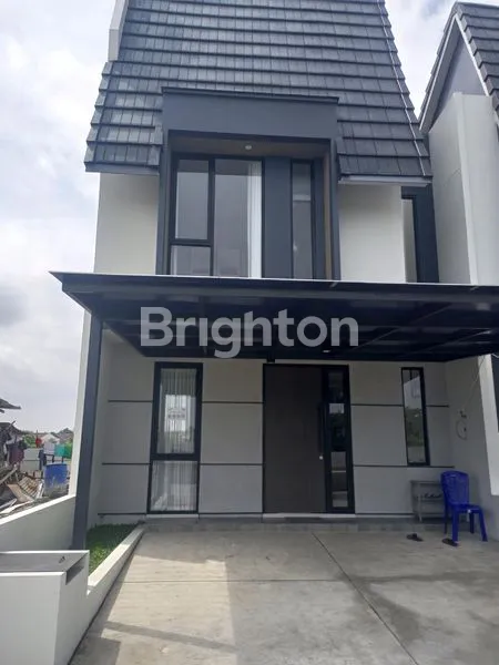 image SERENA RUMAH 2 LT TERALAND (1)