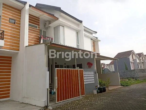 image RUMAH 2 LT SIAP HUNI FULL FURNISH DI ARUMBA MALANG (1)