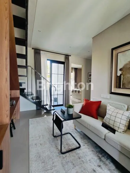 image RUMAH DENGAN MEZANINE DI KAWASAN HUNIAN MEWAH (8)