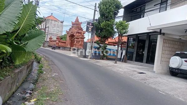 image VILLA+POOL KAWASAN PRMIUM UMALAS (8)