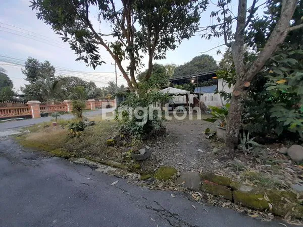 image TANAH LUAS 560M² BONUS RUMAH DI BINJAI (3)