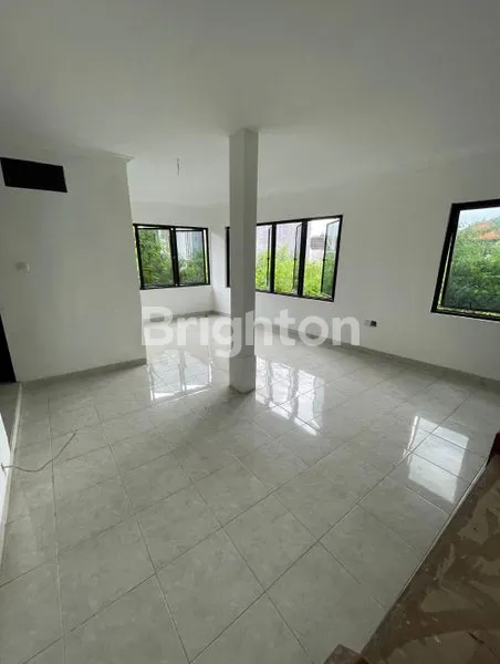 image  RUMAH SIAP HUNI 3 LANTAI DIKAWASAN PERUMAHAN JIMBARAN (5)